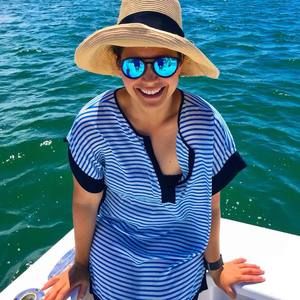 Meet your Posher, Caitrin